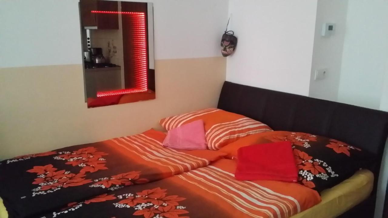 Room&kitchen Next To Castle Praga